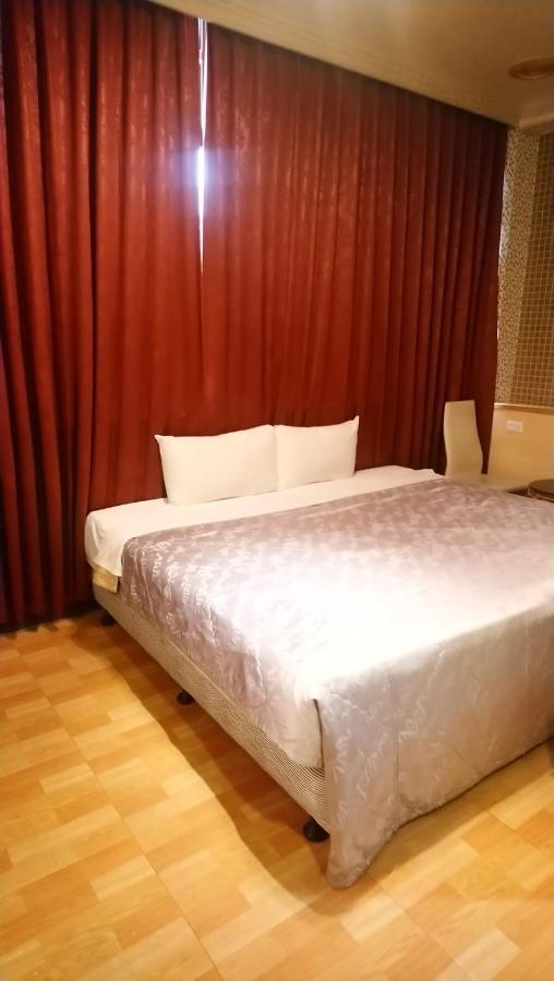 亞芝商務旅館yazhi Hotel Bade Ngoại thất bức ảnh