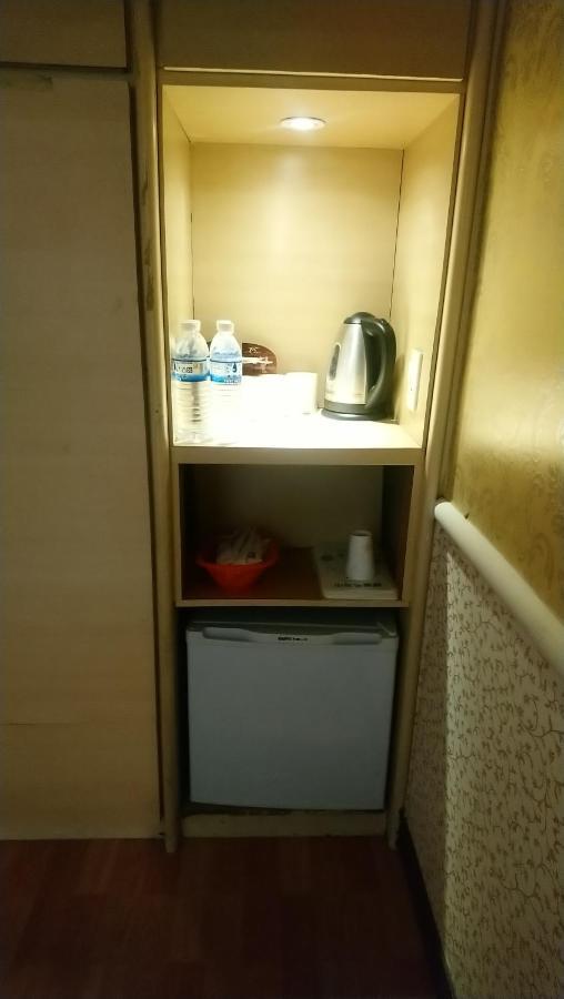 亞芝商務旅館yazhi Hotel Bade Ngoại thất bức ảnh